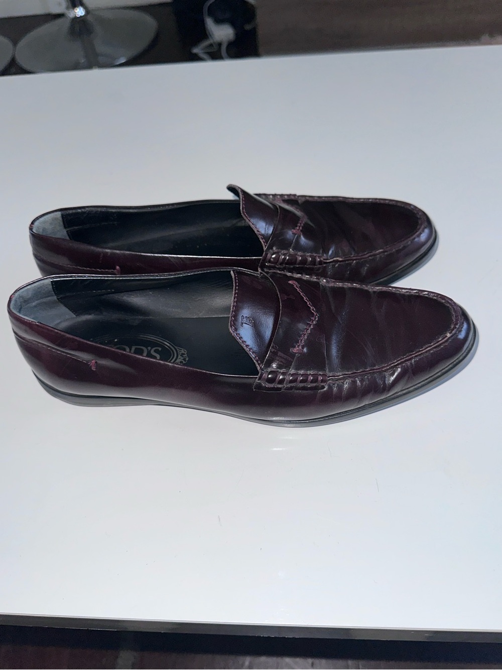 Tods Womens Patent Leather Penny  Loafer burgundy Sz 38